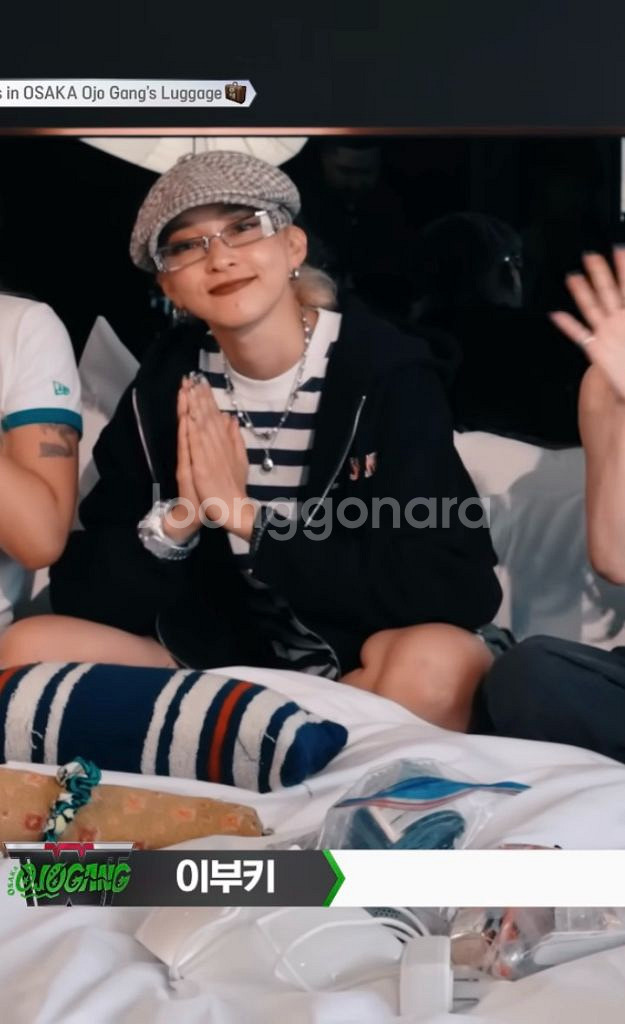 (쿄카착용) 페치선데이 후드집업 L--0