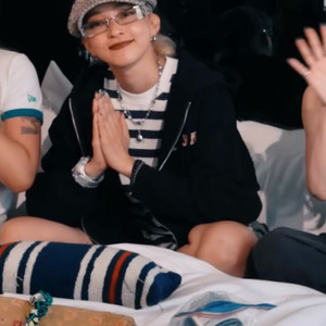 (쿄카착용) 페치선데이 후드집업 L