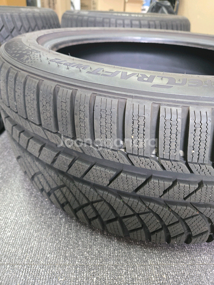 520i G30 윈터타이어 금호윈터크래프트 4본--3