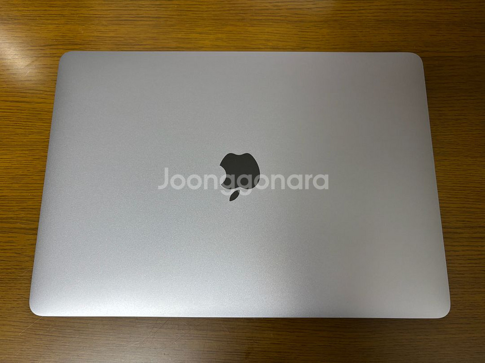 맥북프로 13인치 2017(8GB/256GB) 사이클93/상태A+/박스&충전기&거치대--9
