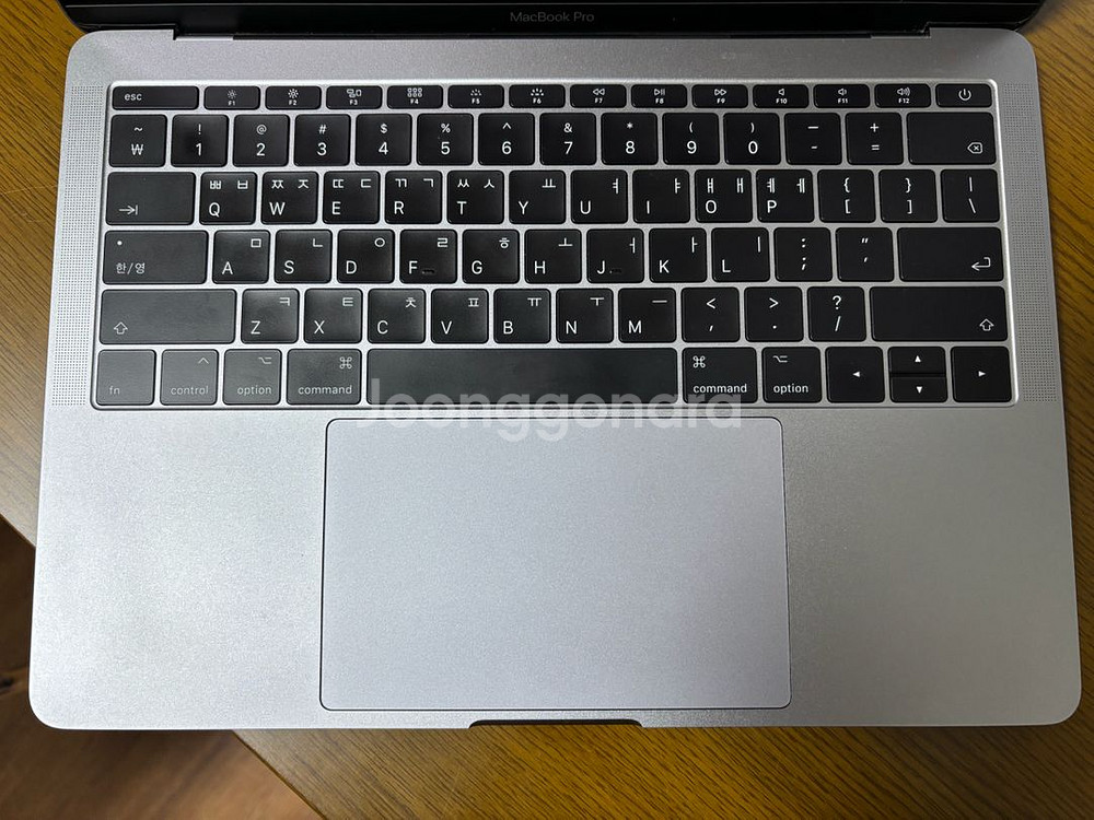 맥북프로 13인치 2017(8GB/256GB) 사이클93/상태A+/박스&충전기&거치대--11