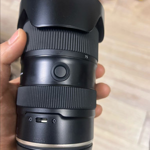탐론 28-75mm F/2.8 니콘 z마운트