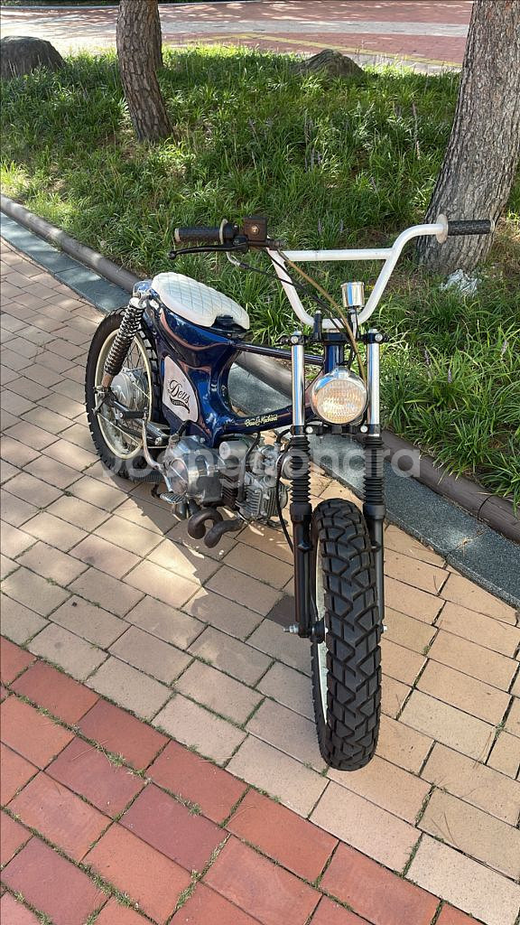 크라시코 게러지 언더본 커스텀 오토바이--1