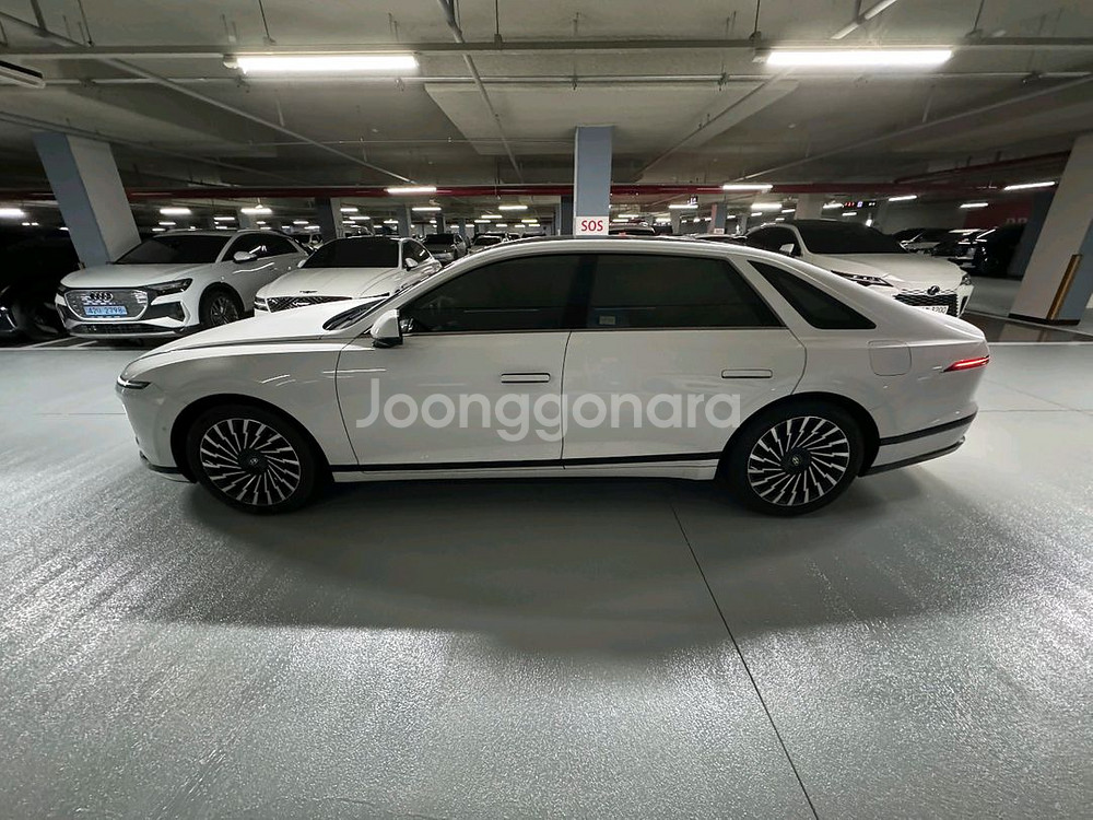 디 올 뉴 그랜저 GN72.5 GDi FWD 캘리그 래피--2