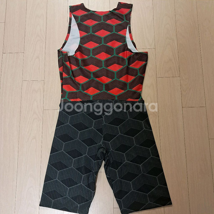 나이키 에어로스위프트 스피드수트 새상품--1