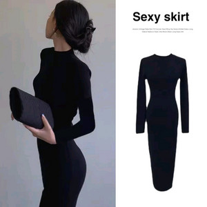 블랙 슬림핏 롱 원피스