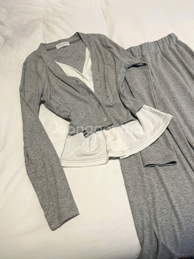 새상품 배색가디건+와이드팬츠 밴딩바지 투피스 세트--2