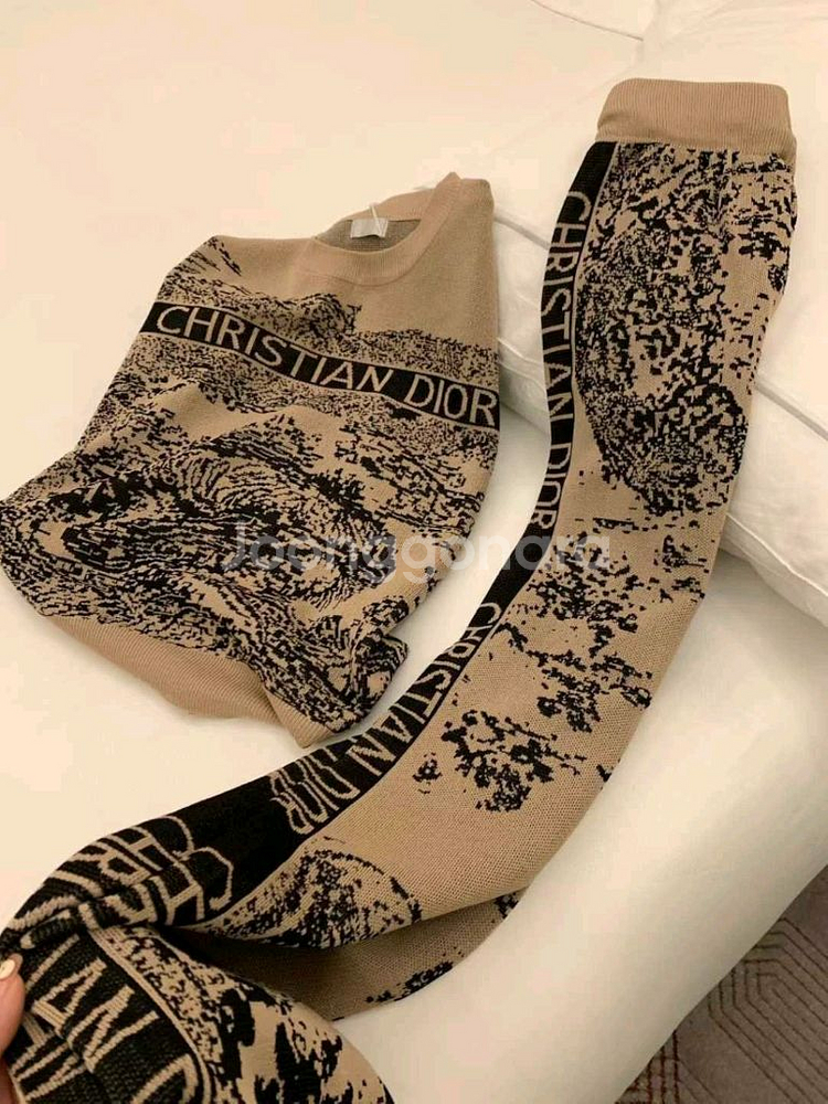 high quality 크리스찬 상하의세트 수입의류--1