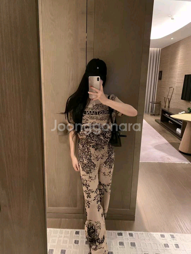 high quality 크리스찬 상하의세트 수입의류--0