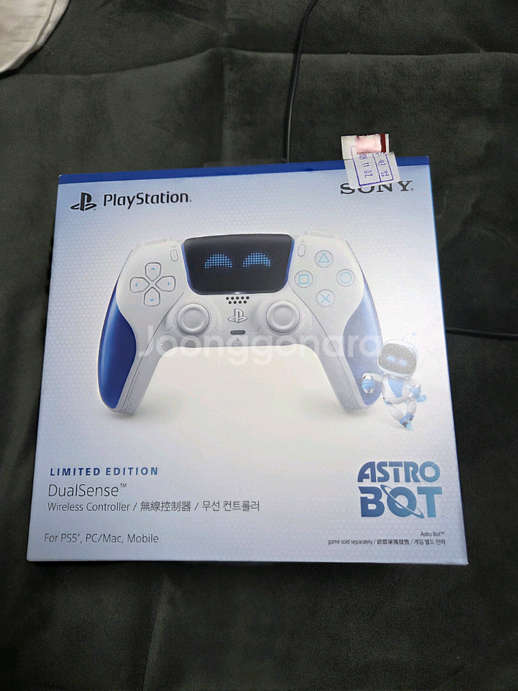 PS5 듀얼센스 아스트로봇 에디션 컨트롤러--0