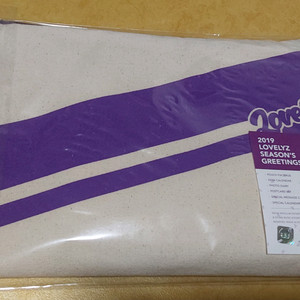 러블리즈 2019 시즌 그리팅 35000원에 팝니다.