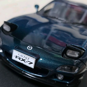 1:18 솔리도 마쓰다 RX7 몬테고그린 다이캐스트 판매합니다.