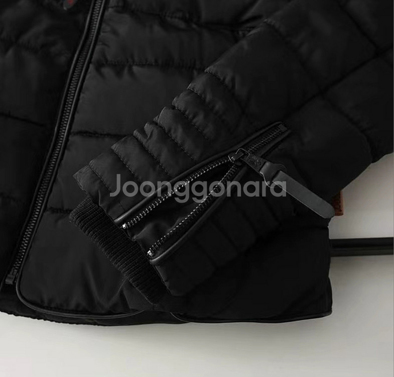 유럽매장 하이 퀄리티 여성 패당자켓(택달린 새상품)--8