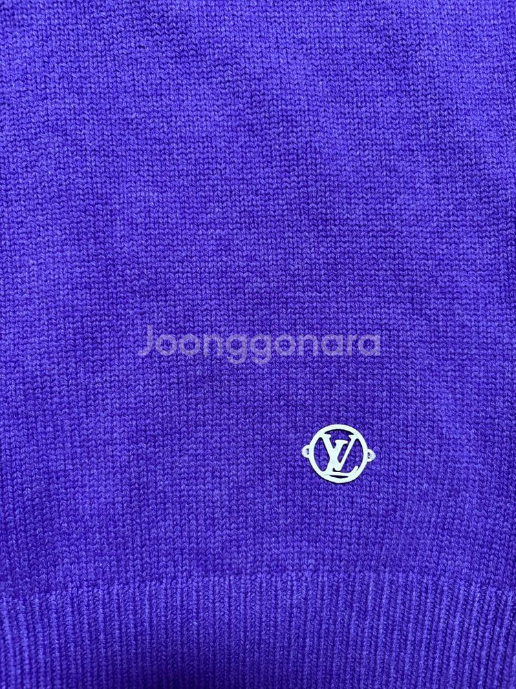 1회착용) LOUIS VUITTON.루이비통 말리에티에 롤넥 니트 퍼플 L사이즈.루이비통니트.목티.목폴라.겨울옷--5