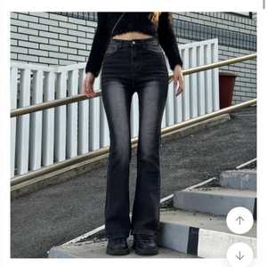 [에이블리] 하이웨스트 세미 부츠컷 데님 청바지