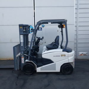 니찌유 전동지게차 2.5톤 사이드쉬프트장착 자동발양개식 복합형 2020년식