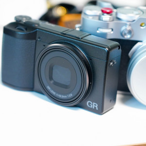 리코 GR4 팝니다 100컷 미만