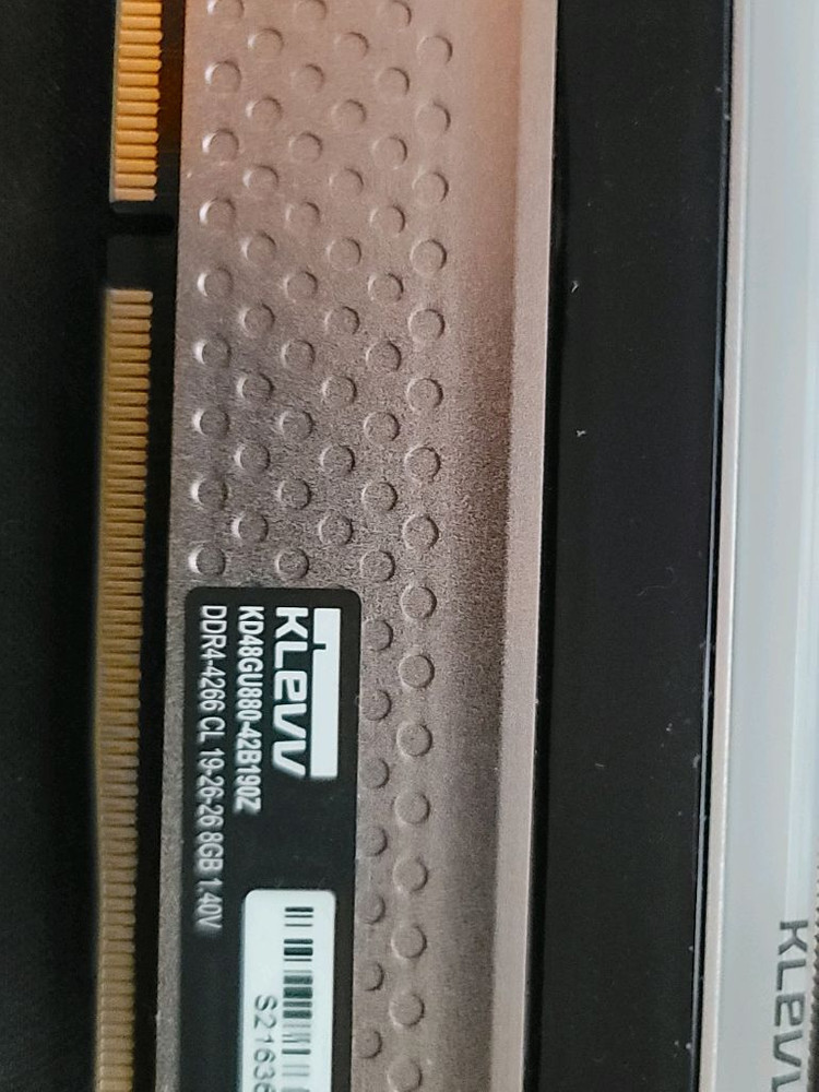ddr4-4266 고클럭 메모리 램 8기가 2개 이미지