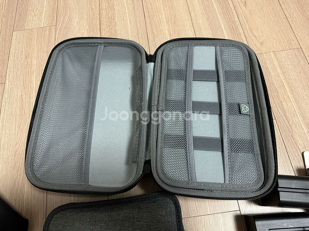 아톰X 카메라 + 배터리 3개 + 충전기 세트--9