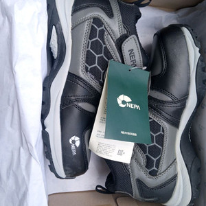 GT-137 네파 안전화 245 초경량 박스새제품