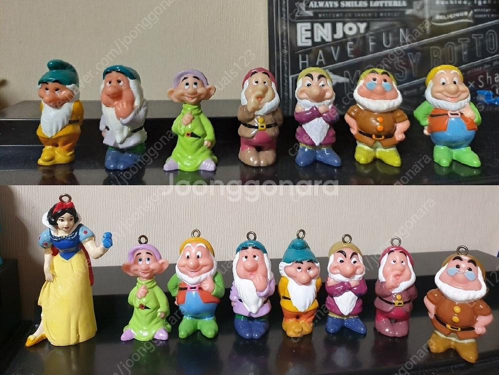 디즈니14 백설공주 피규어 벳지 액자 판매합니다--2