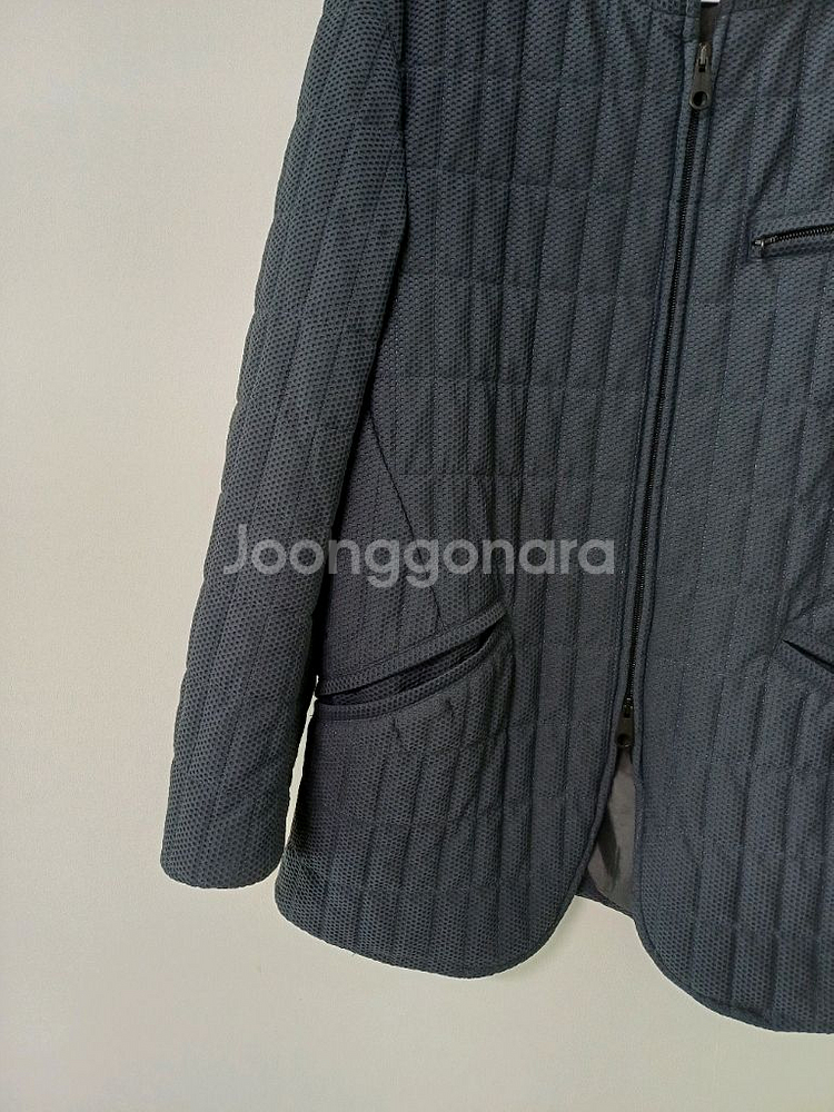 여성 아르마니꼴레지오니 간절기 누빔자켓 (새상품급.스판95)--2