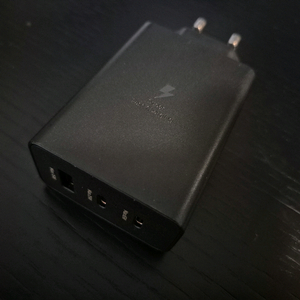 삼성 트리오 포트 충전기 어댑터