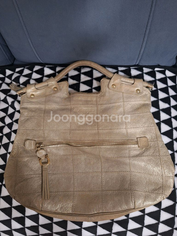 (정품)페라가모 숄더백--1