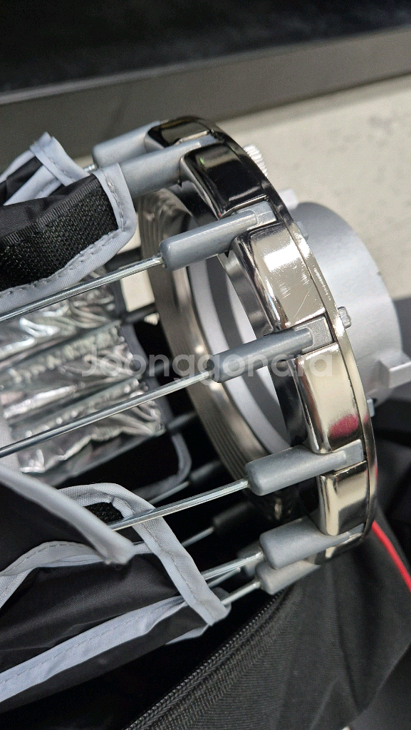 (조명)어퓨쳐 COB 300d II + 라이트돔 II--7