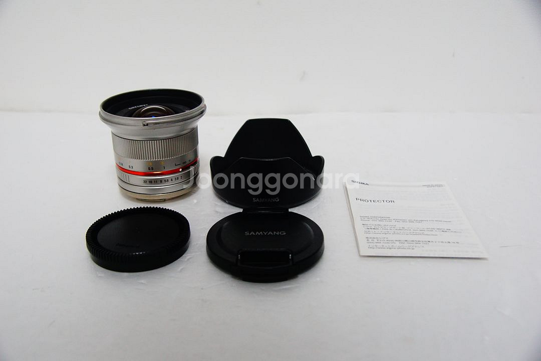 [소니용] 삼양 12mm f2.0 MF 실버 렌즈팝니다--0