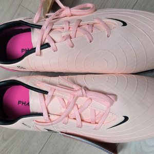 나이키 팬텀 축구화 270mm/275mm 새상품