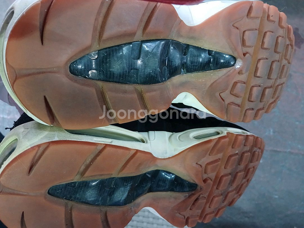 나이키에어맥스 운동화 270--3