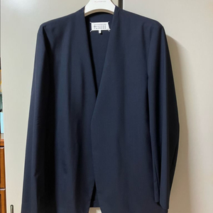 마르지엘라 카라리스 자켓 52사이즈 판매합니다