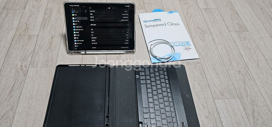 아이패드 Air3 256GB + 애플펜슬 + 키보드케이--0