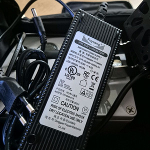 명장 집어등 100W 팜니다