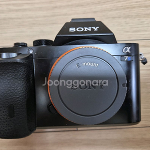 풀프레임 미러리스 카메라