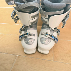 여성용 스키부츠 노르디카 240-245