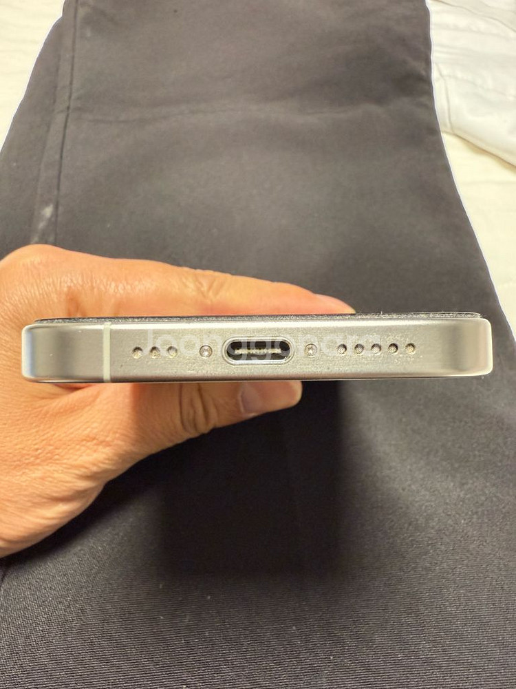 아이폰 15프로 무음카메라--4