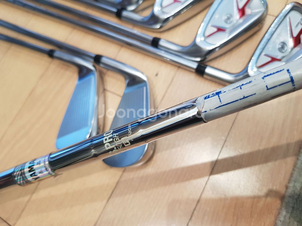 초급용 정품 야마하 D Steel 4~P 아이언 7개세트 판매해요.--7