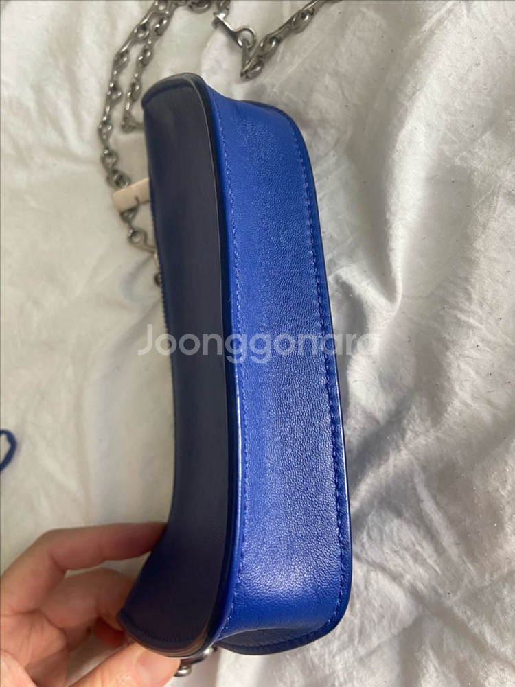 버버리 미니체인백--3