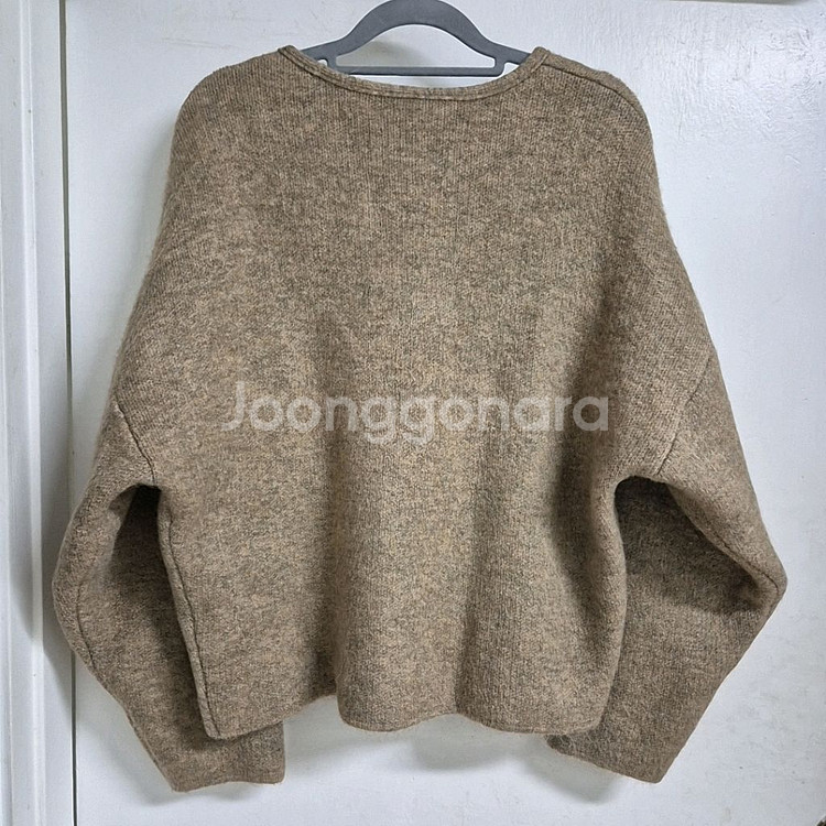 울 니트 셋업 (가디건+스커트)--2