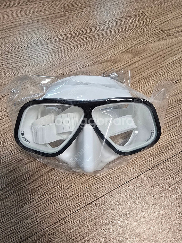 아폴로 바이오메탈마스크 D타입(95cc) 판매합니다. (화이트실리콘)--1