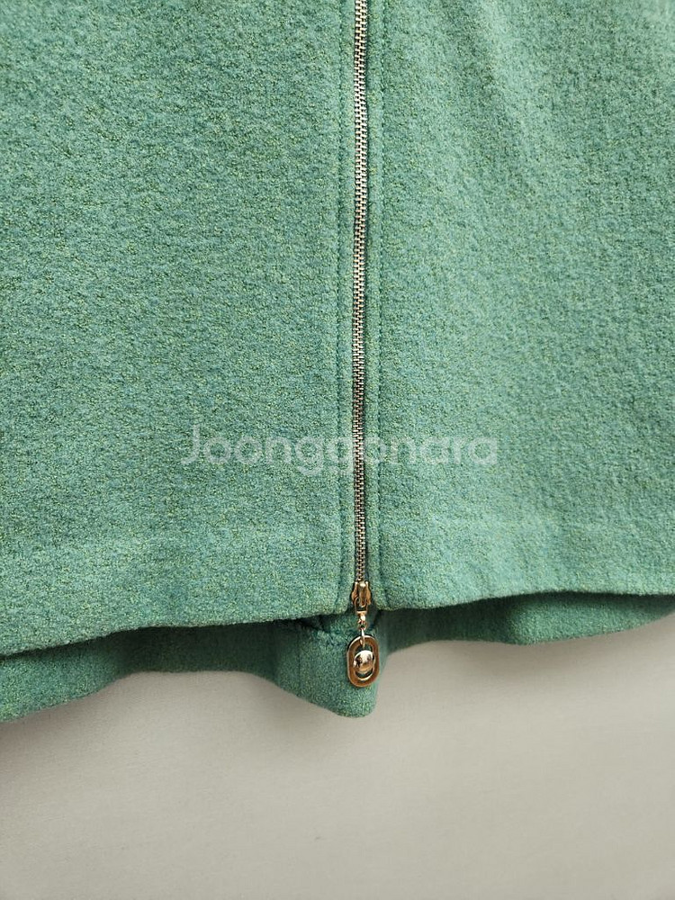 듀엘 민트컬러 지퍼 포인트 스커트--2