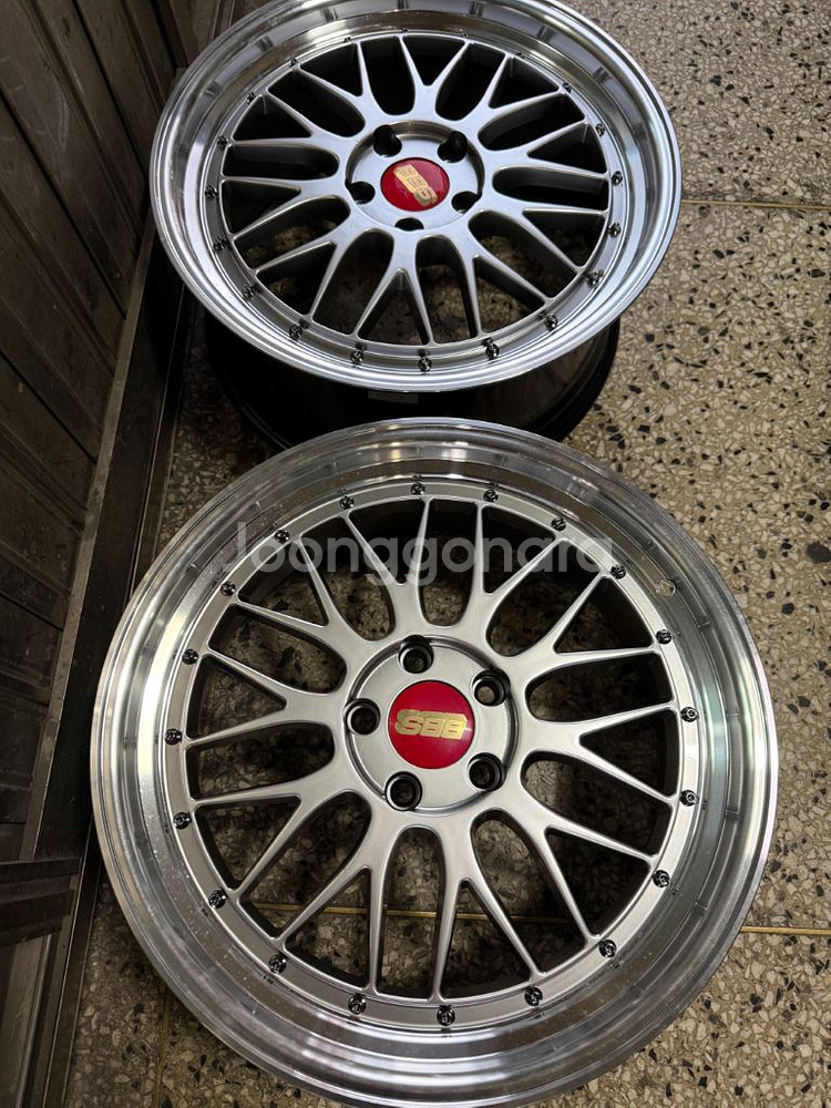 BBS LM st 미사용19인치휠팝니다(타이어사이즈맞으면공짜--1
