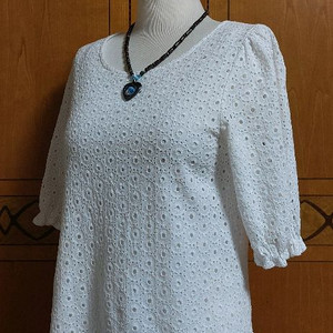 4300원 물티슈 드려요 의류 여성 상의 거의 새거예