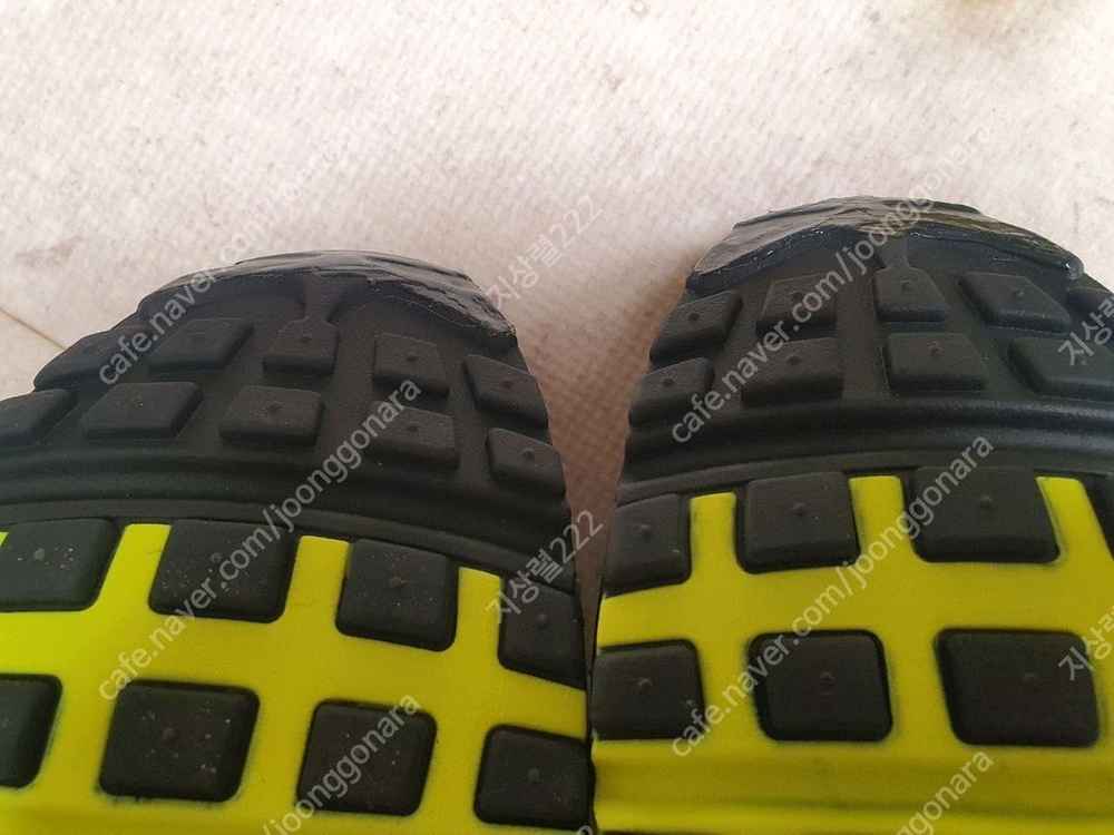 2020 나이키 에어맥스95 형광 275사이즈 새상품 이미지