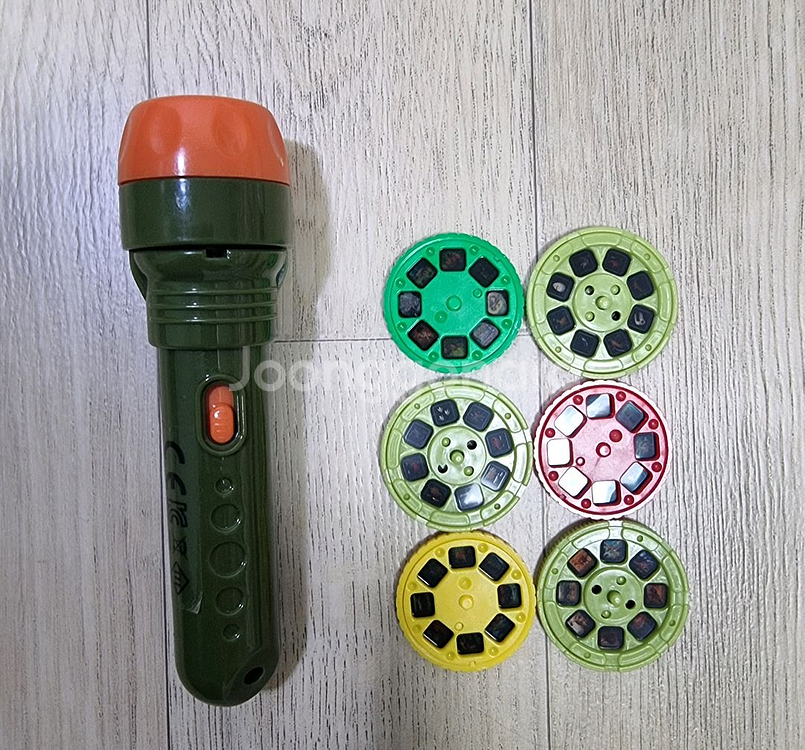 애플비 생생 손전등 사운드북 3개(공룡,곤충,바다동물)+타이거 프로젝트 손전등 장난감(동물,공룡 등)--3