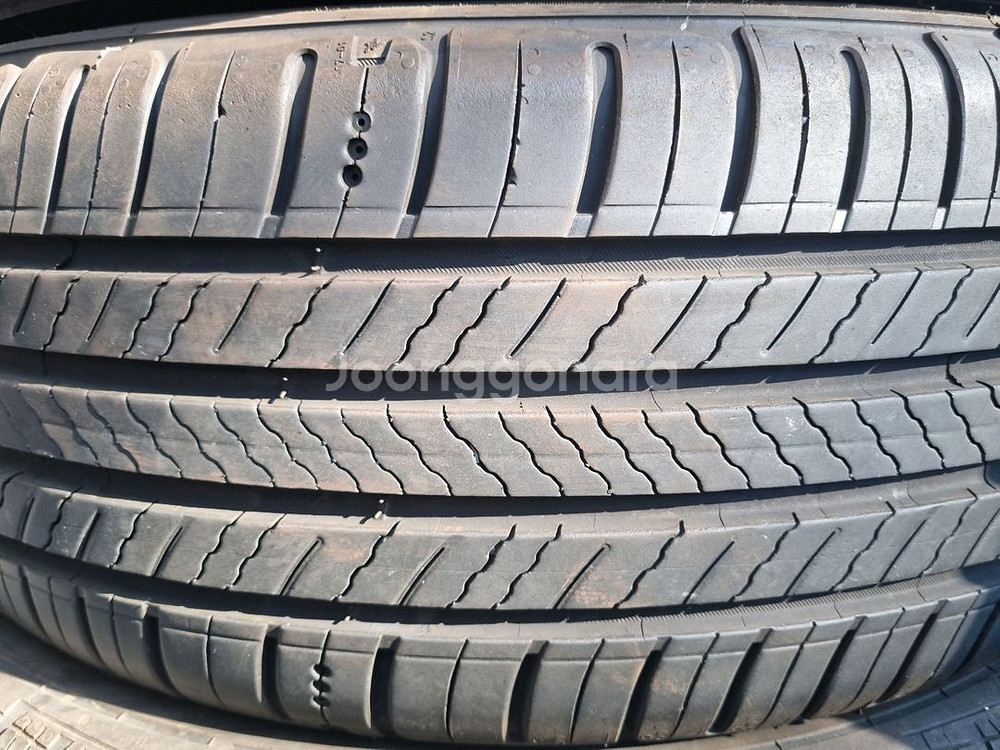 205 60 16 미쉐린 올시즌2 임판급 중고판매--0