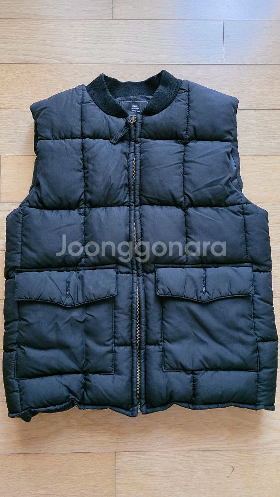 갭키즈 패딩조끼 130정도 사이즈11--0