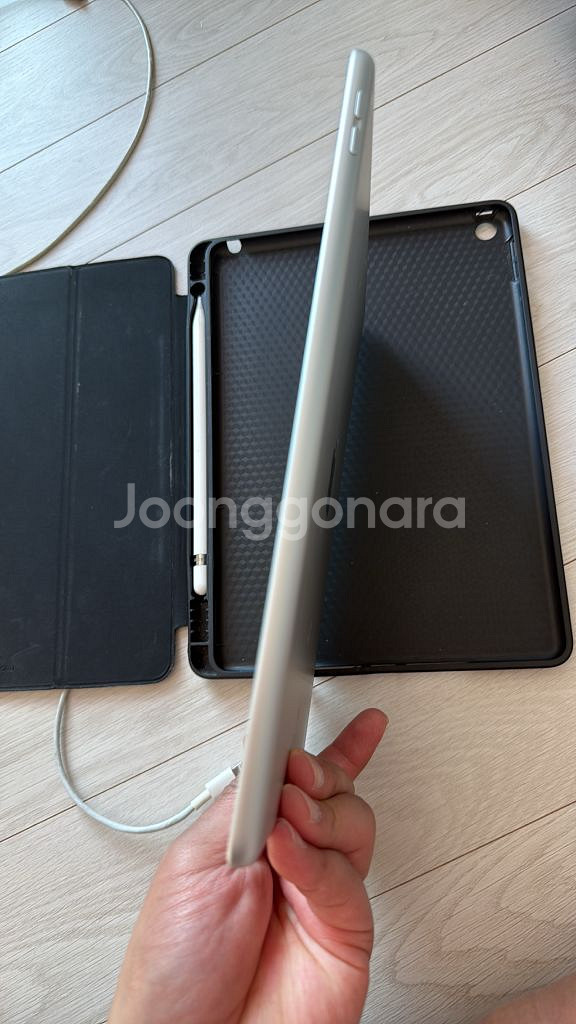 아이패드 8세대 128gb 실버+애플펜슬1세대--7